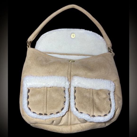 Vintage Y2K The GAP Shearling Velvet  Tan Shoulder Purse Shoulder Bag - Picture 2 of 8
